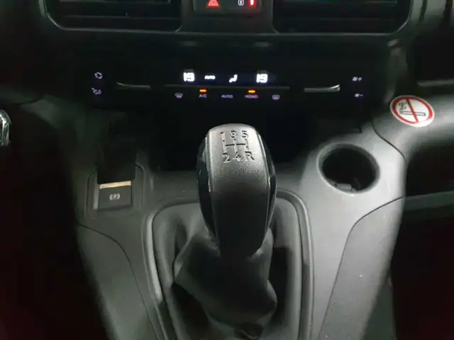 Opel Combo view 10
