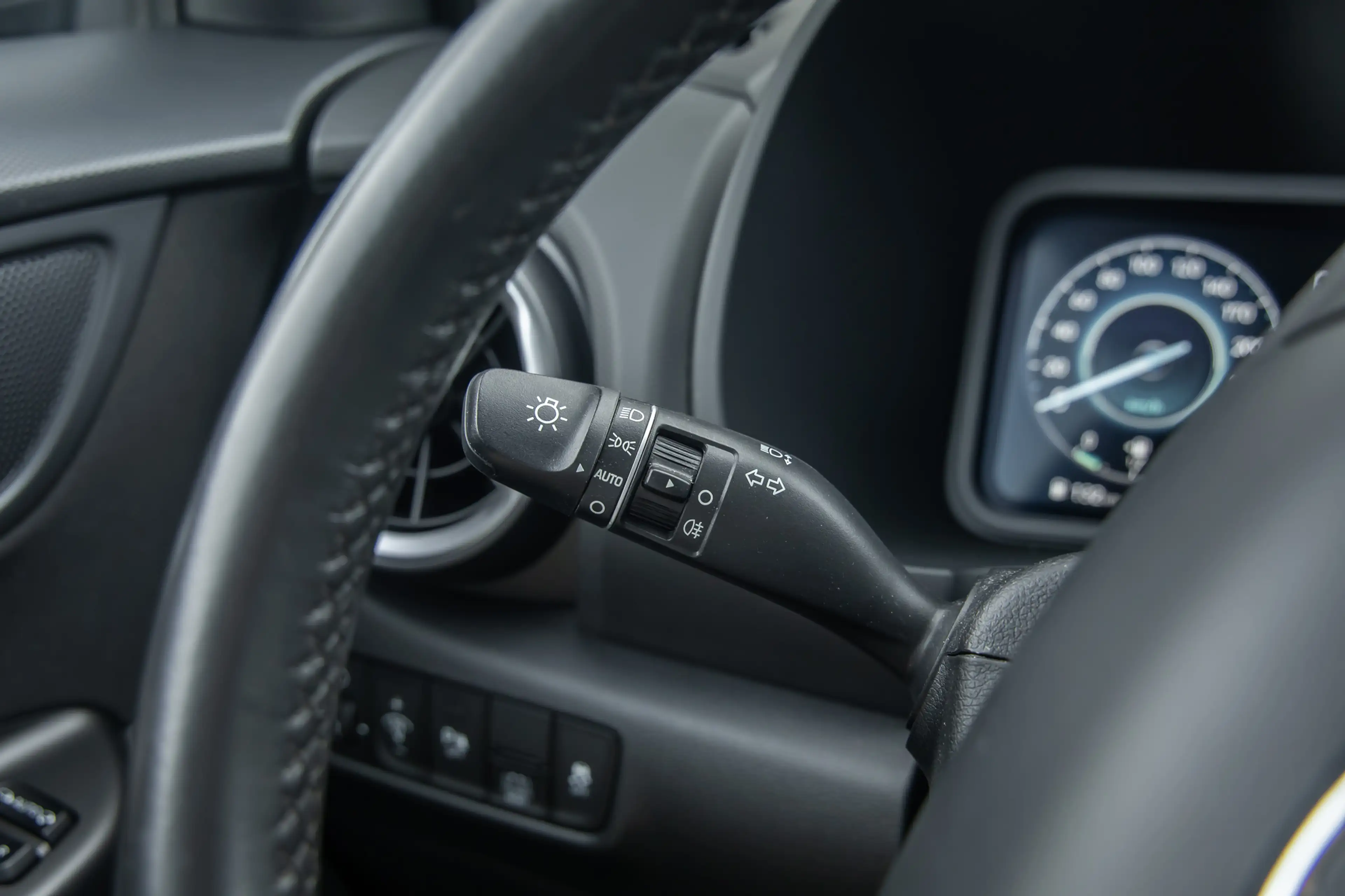 Hyundai KONA 1.6 GDI HEV Fashion Design Camera | Pdc | Cruise c — photo 13