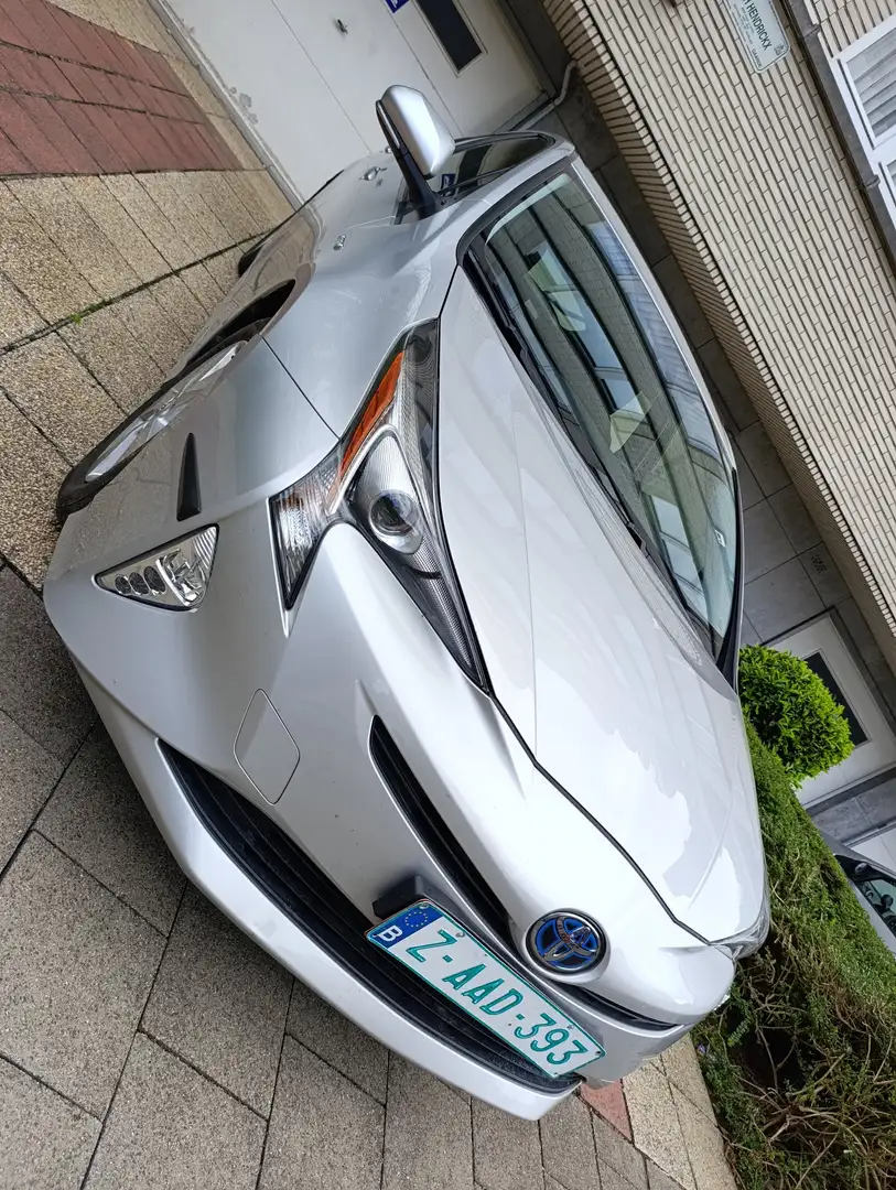 Toyota Prius Prius PHEV 1.8i VVT-i Business CVT(EU6.2) Plateado - 1