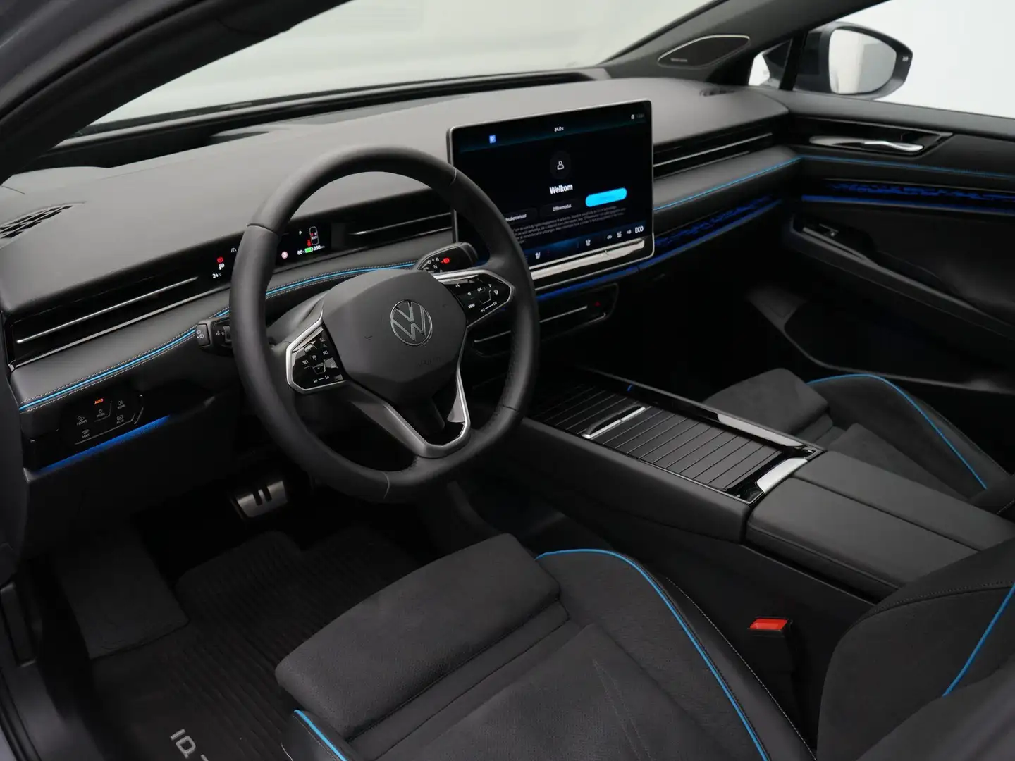 Volkswagen ID.7 Limousine 77 kWh 286 pk Pro Business | Panoramadak Grijs - 2