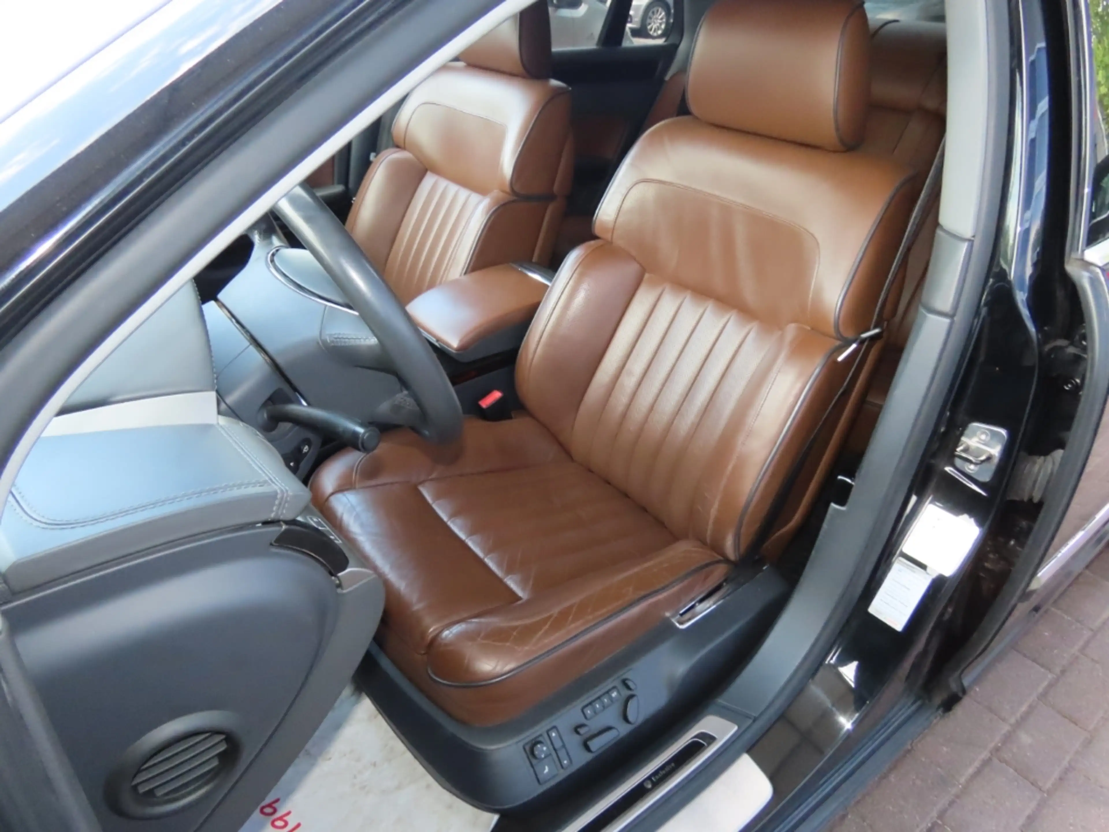 Volkswagen Phaeton V6 TDI 4Motion BiXen*ACC*Pano*Kam*Nav*SHZ — photo 9