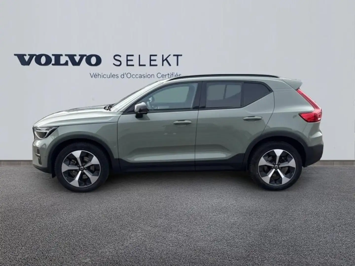 Volvo XC40 B3 163ch Plus DCT 7 Vert - 2