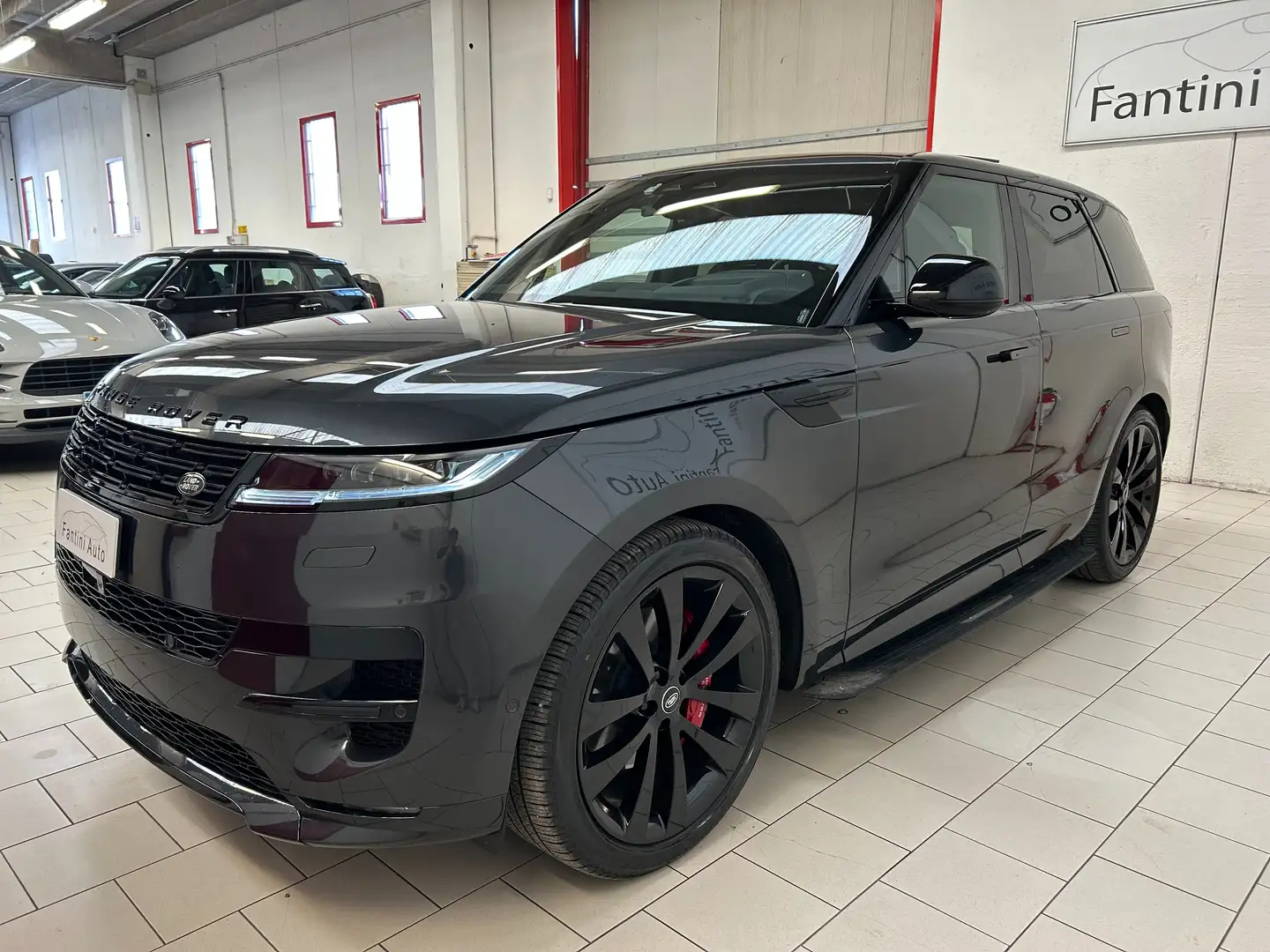 Land Rover Range Rover Sport Dynamic HSE 3.0d i6 mhev awd 300cv-Dettagli in Bio Nero - 2