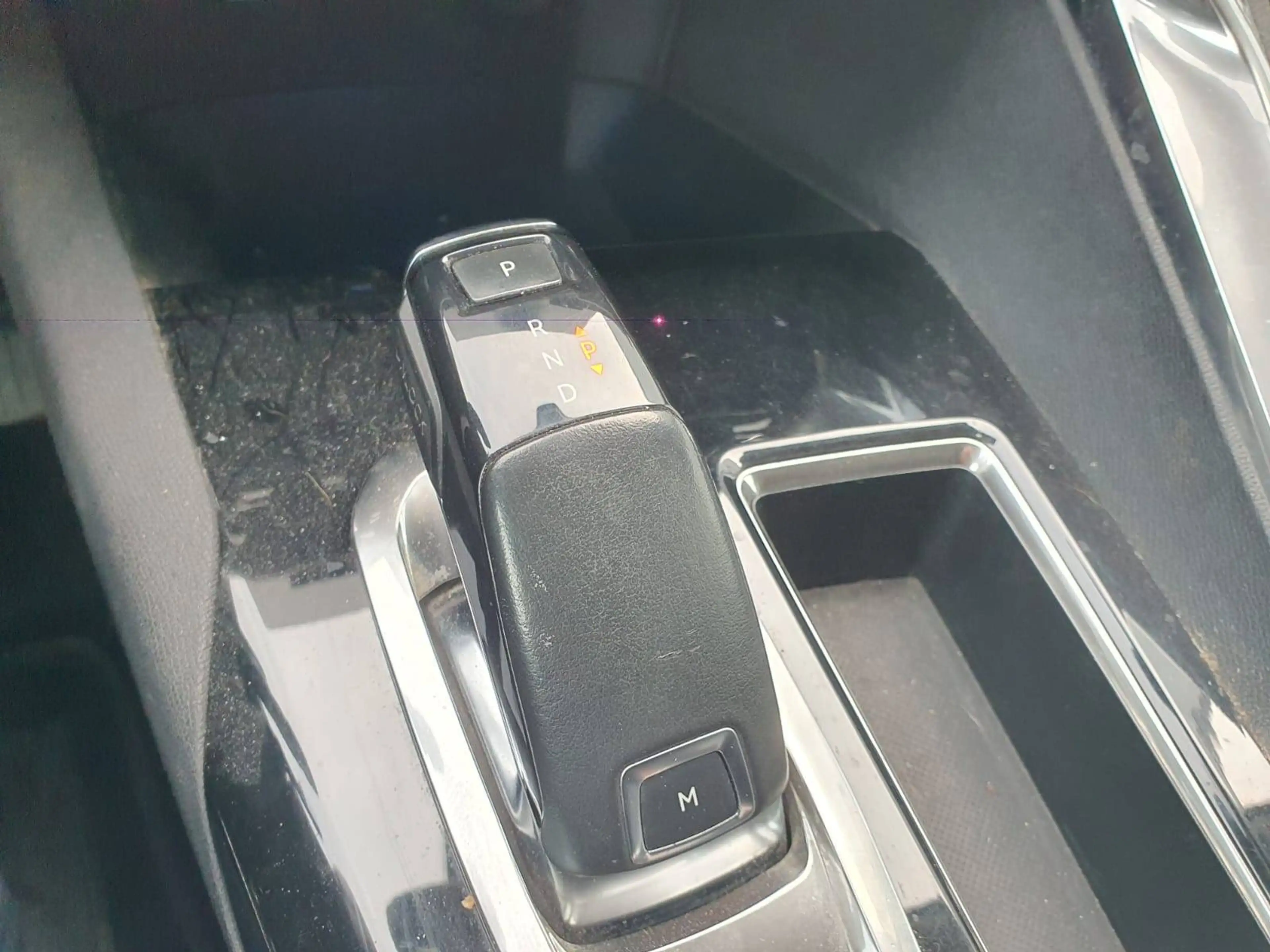 Peugeot 5008 5008 1.2 PureTech Allure — photo 15