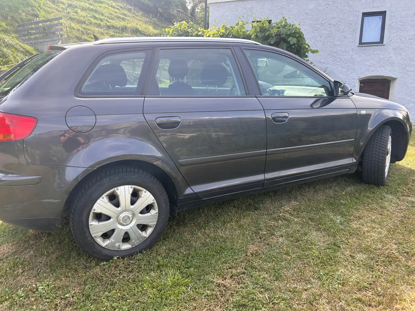 Audi A3 A3 SB Ambition 2,0 TDI DPF Ambition Schwarz - 1