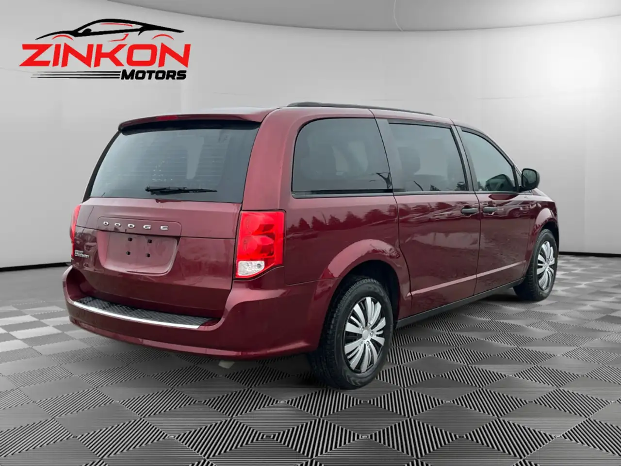 Dodge Grand Caravan снимка Dodge Grand Caravan