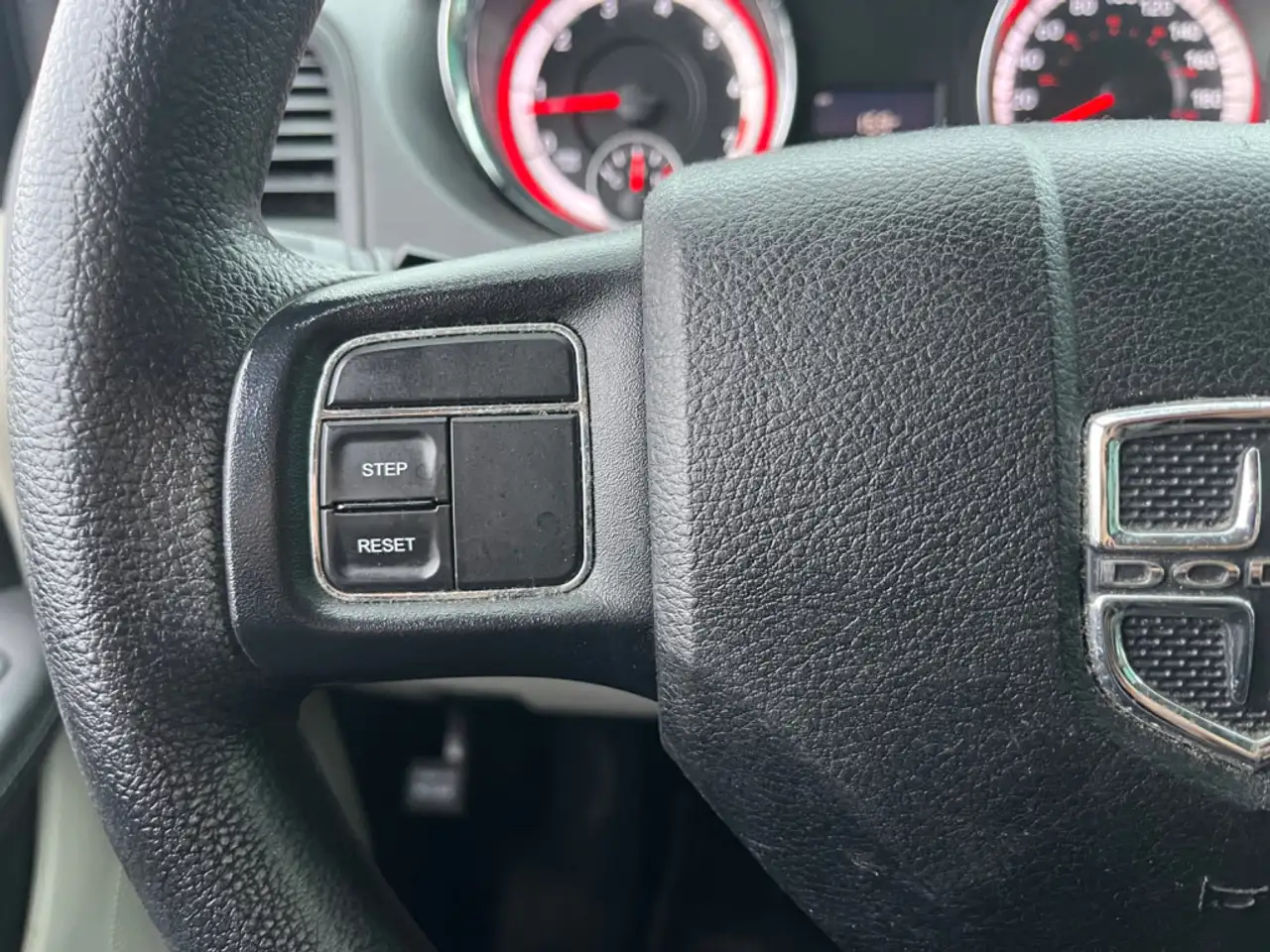 Dodge Grand Caravan снимка Dodge Grand Caravan