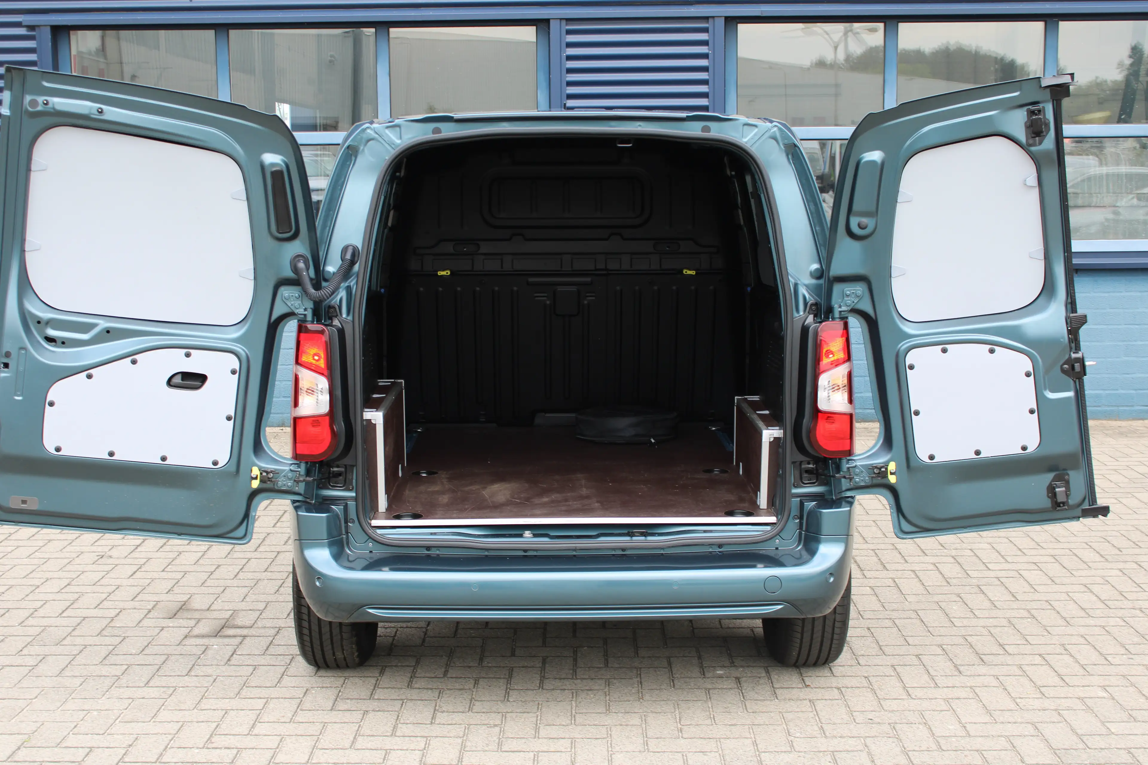 Fiat E-Doblo 136 L1 50 kWh | 8 JAAR GARANTIE | VERWARMD STUUR | — photo 7