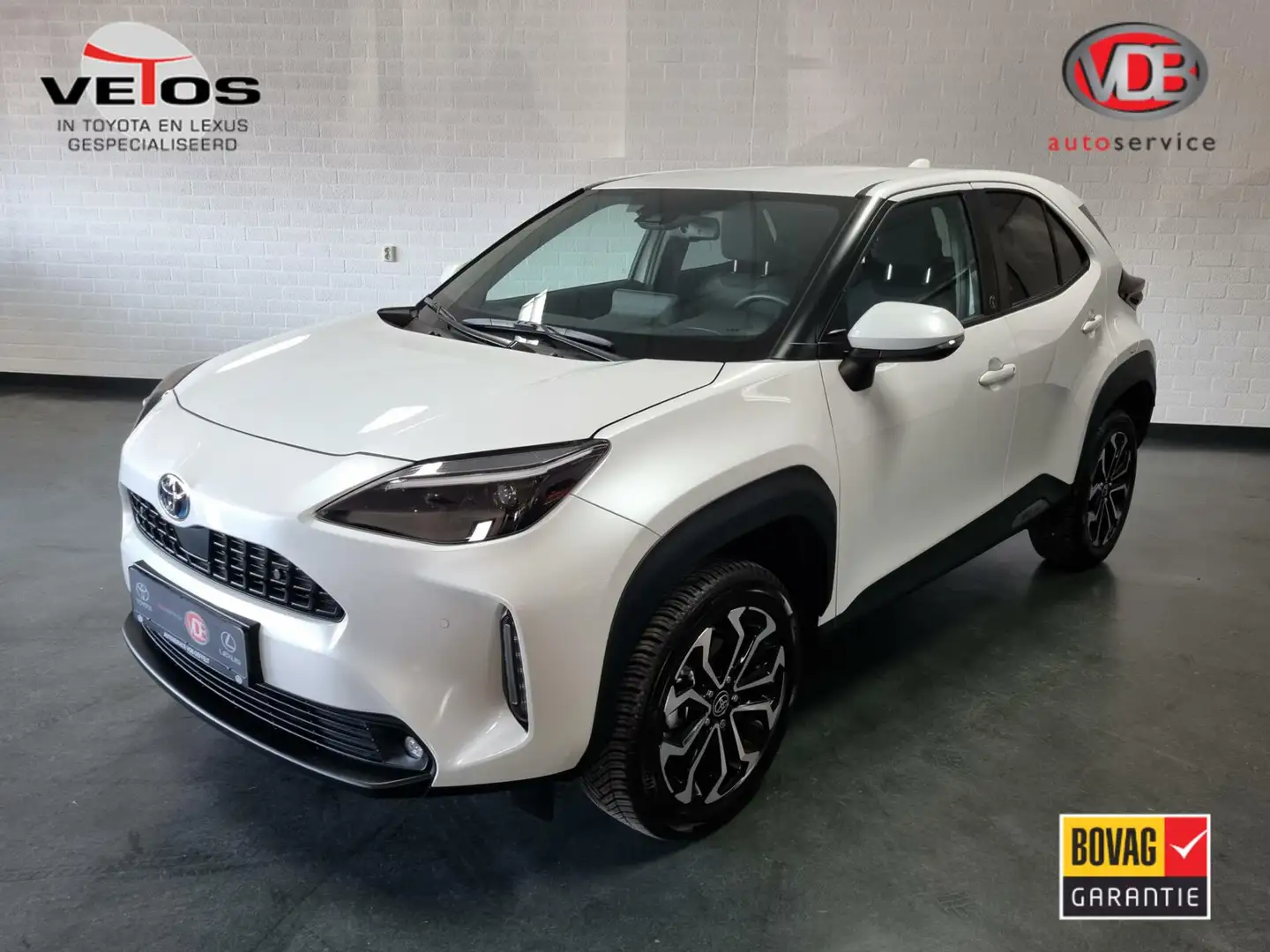 Toyota Yaris Cross 1.5 Hybrid Team-D / PDC v+a / BSM / Elektrische ac Blanco - 1