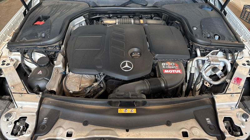 Mercedes-Benz E 220 T-Modell Anh.Kpl Kam LED Navi Ambiente — photo 7