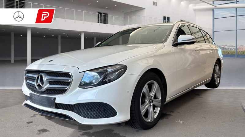Mercedes-Benz E 220 T-Modell Anh.Kpl Kam LED Navi Ambiente