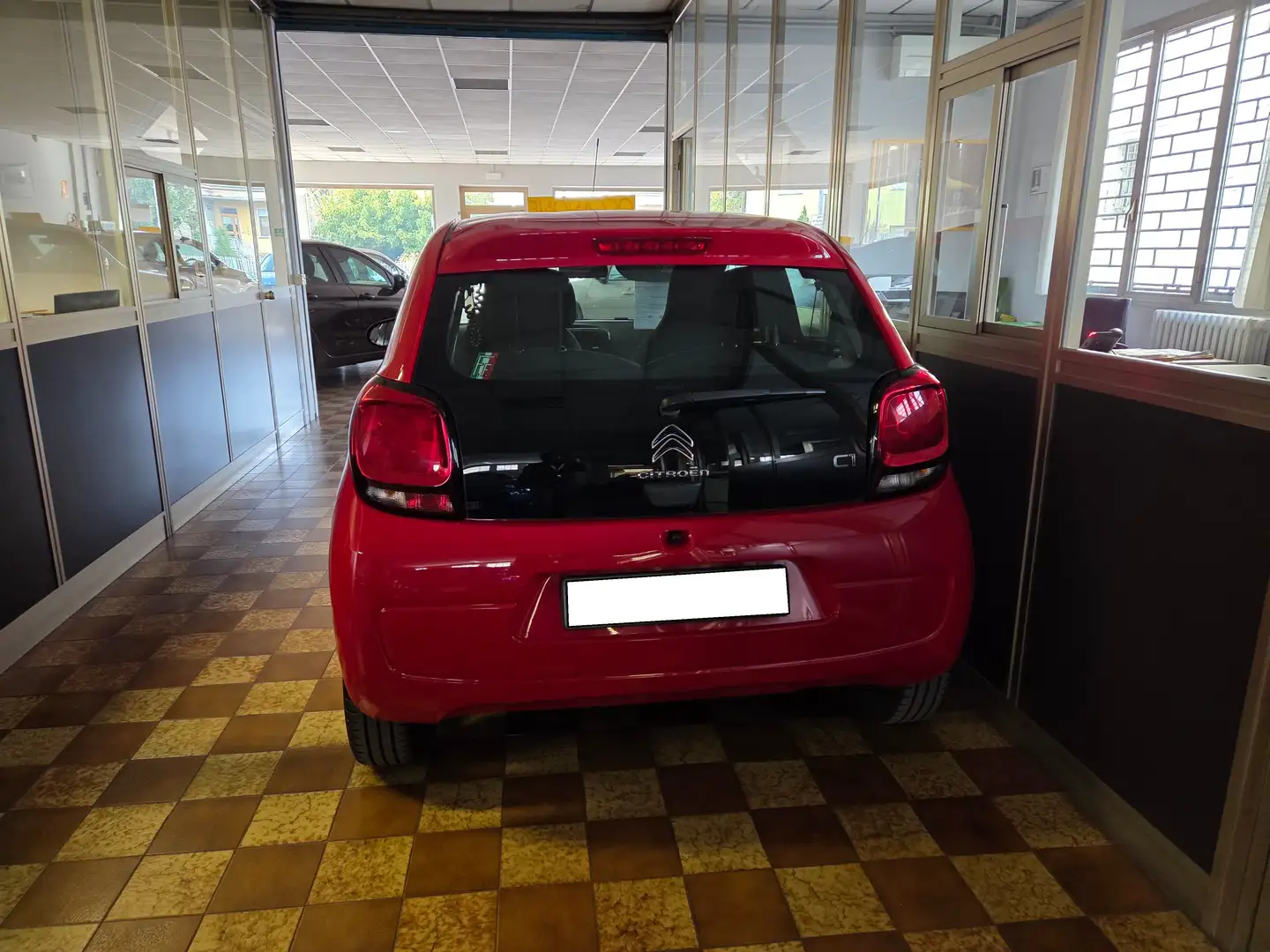 Citroen C1 C1 II 2018 5p 5p 1.0 vti Feel 72cv neopatentati Rosso - 1