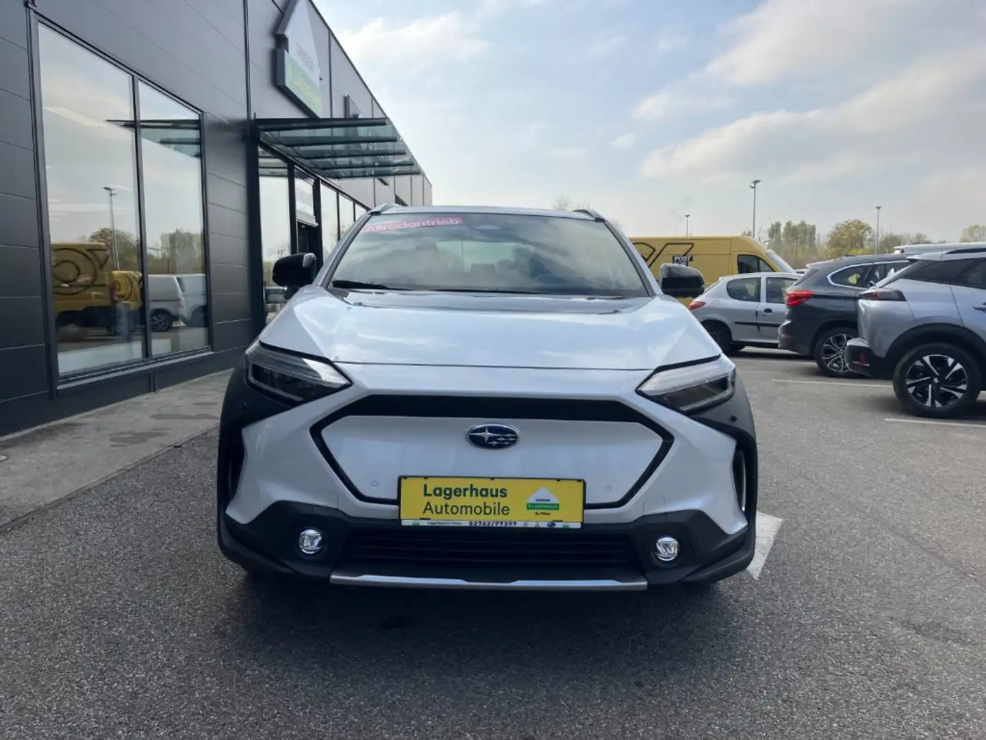 Subaru Solterra E-xperience Weiß - 2