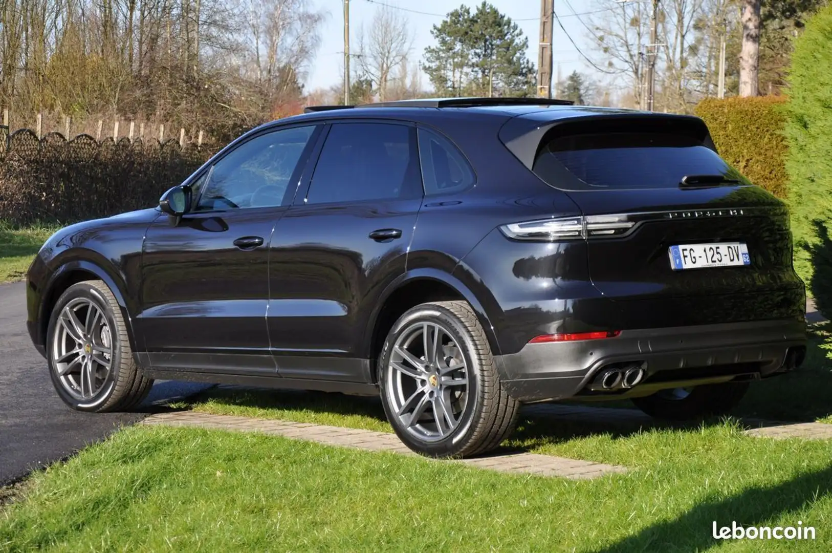 Porsche Cayenne III 3.0 V6 340 Origine française 05-2019 Suivi réseau 65330kms 18K d'options PASM PDLS Jantes Turbo 21 Toit ouvrant panor Schwarz - 2
