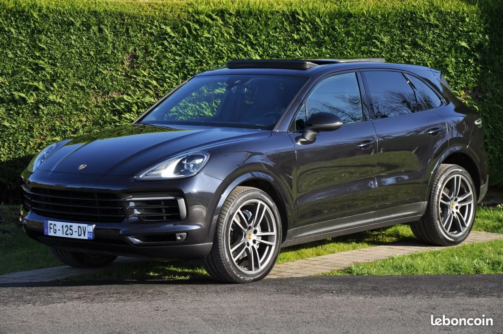 Porsche Cayenne III 3.0 V6 340 Origine française 05-2019 Suivi réseau 65330kms 18K d'options PASM PDLS Jantes Turbo 21 Toit ouvrant panor Schwarz - 1