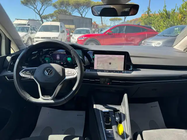 Volkswagen Golf view 6