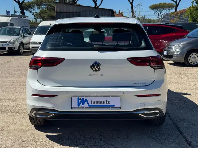 Volkswagen Golf view 5