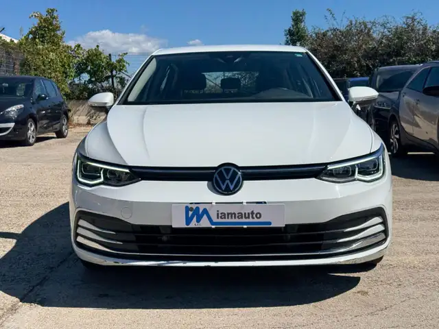 Volkswagen Golf view 3