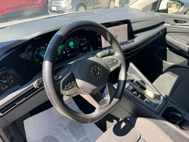 Volkswagen Golf view 7