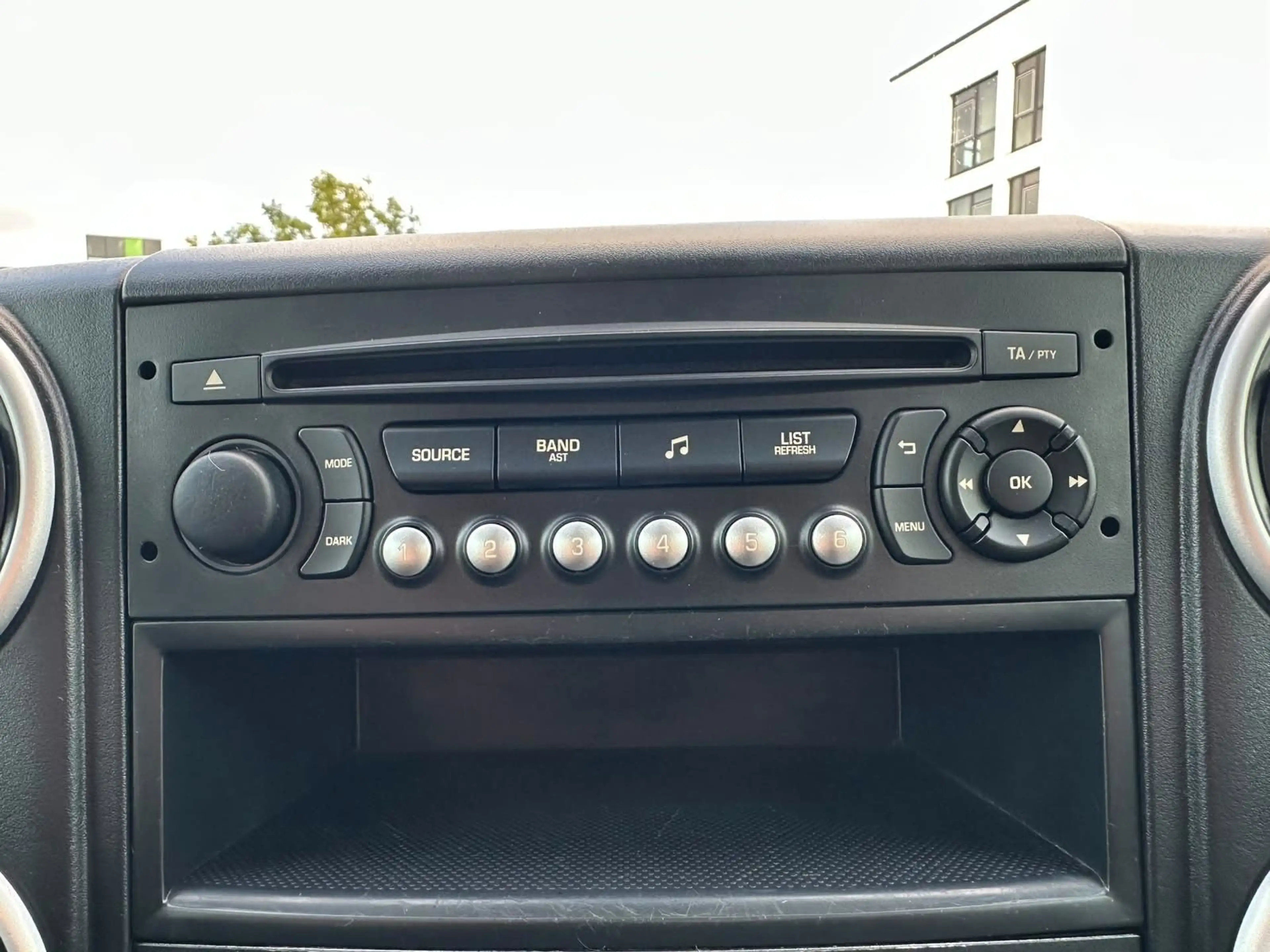 Peugeot Partner Tepee Allure Active,5 Sitzer,Klima, — photo 14