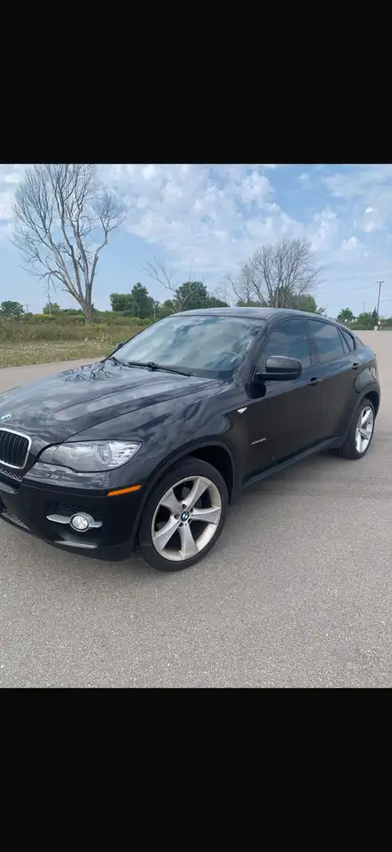 BMW X6 снимка BMW X6