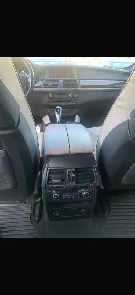 BMW X6 снимка BMW X6