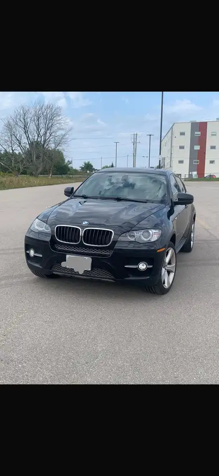 BMW X6 снимка BMW X6