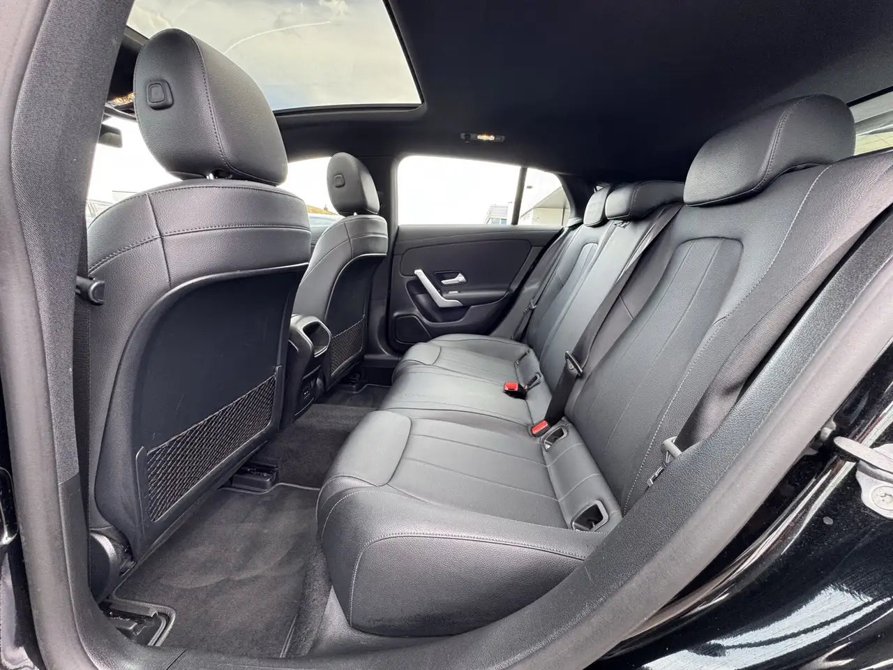 Mercedes-Benz CLA 180 SB +PANO-DACH+360°+DISTR+AMBI+MEMORY+SHZ, миниатюра 11