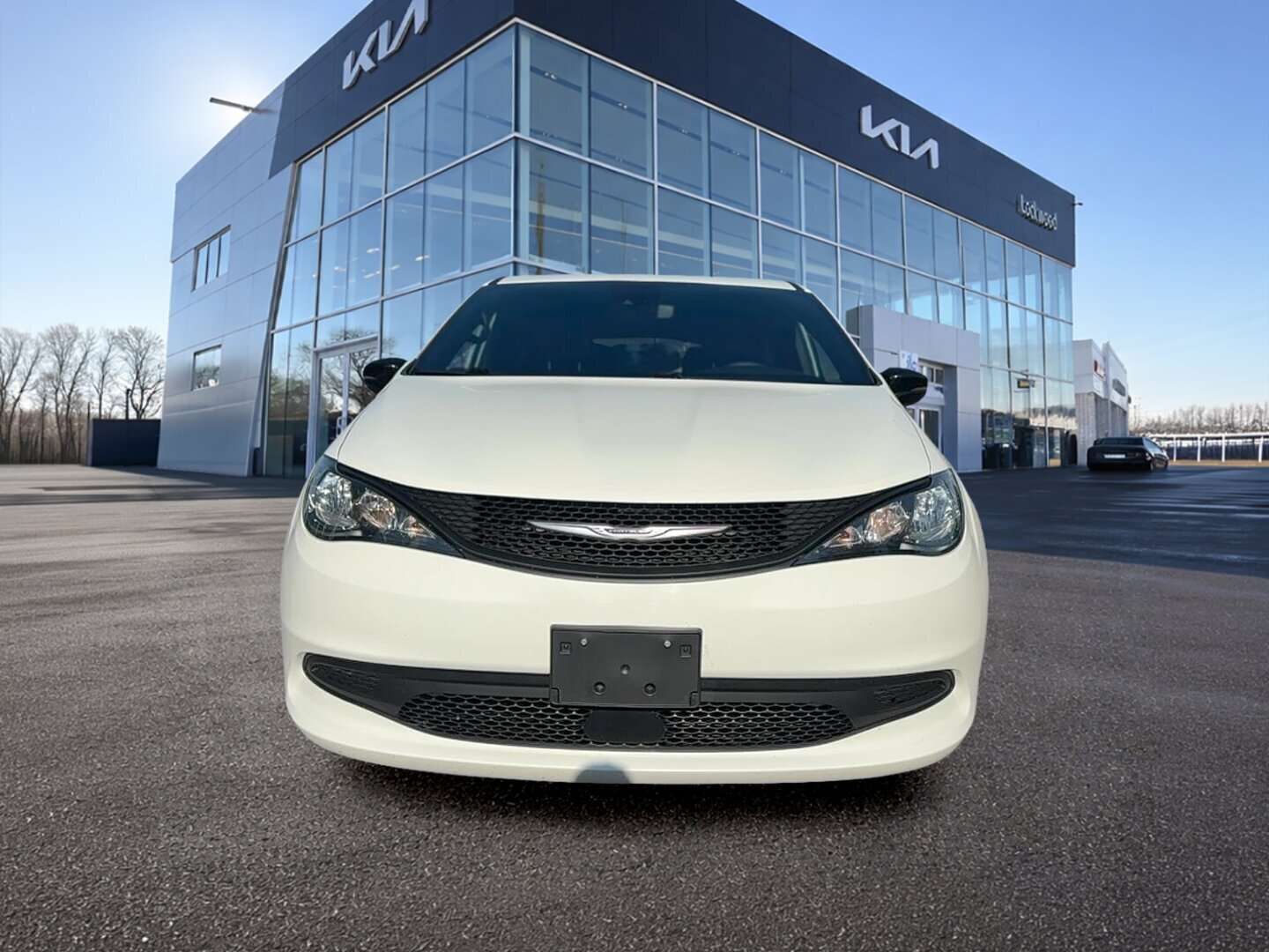 used 2025 Chrysler Grand Caravan car, priced at $31,999