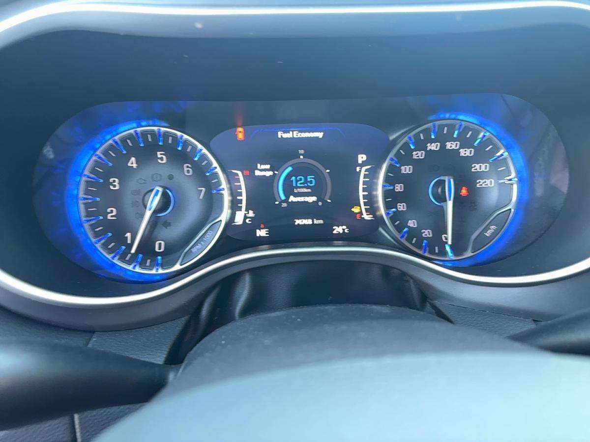 used 2025 Chrysler Grand Caravan car, priced at $31,999