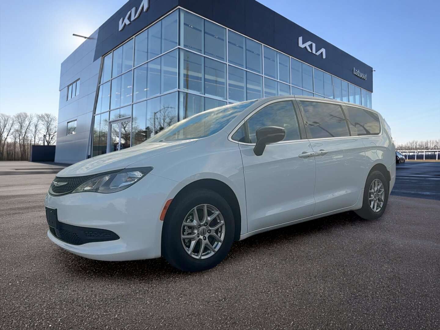 used 2025 Chrysler Grand Caravan car, priced at $33,495