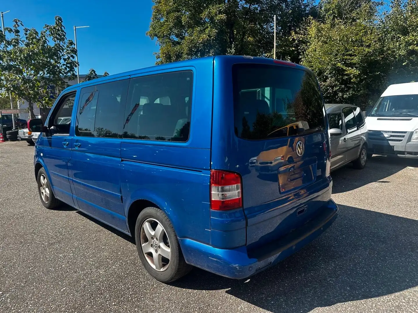 Volkswagen T5 Transporter T5 Multivan Diesel AUTOMATIK Turbo Problem Blau - 2