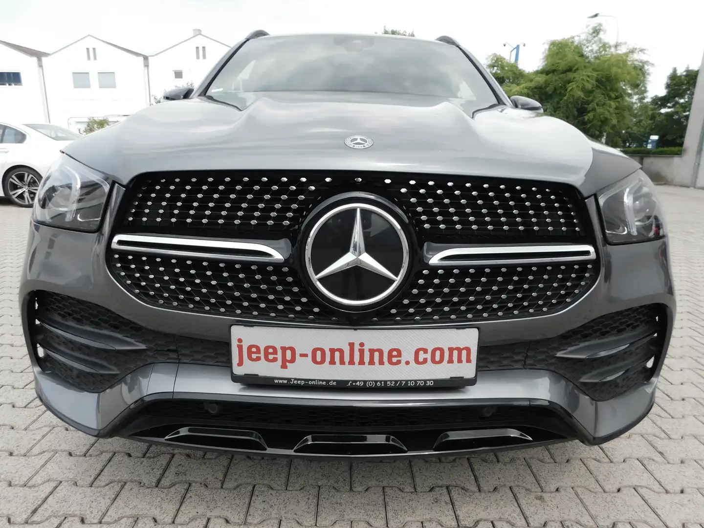 Mercedes-Benz GLE 300 GLE 300 d 4Matic AMG Line 1.Hd.DB-S-Heftgepflegt Grau - 1