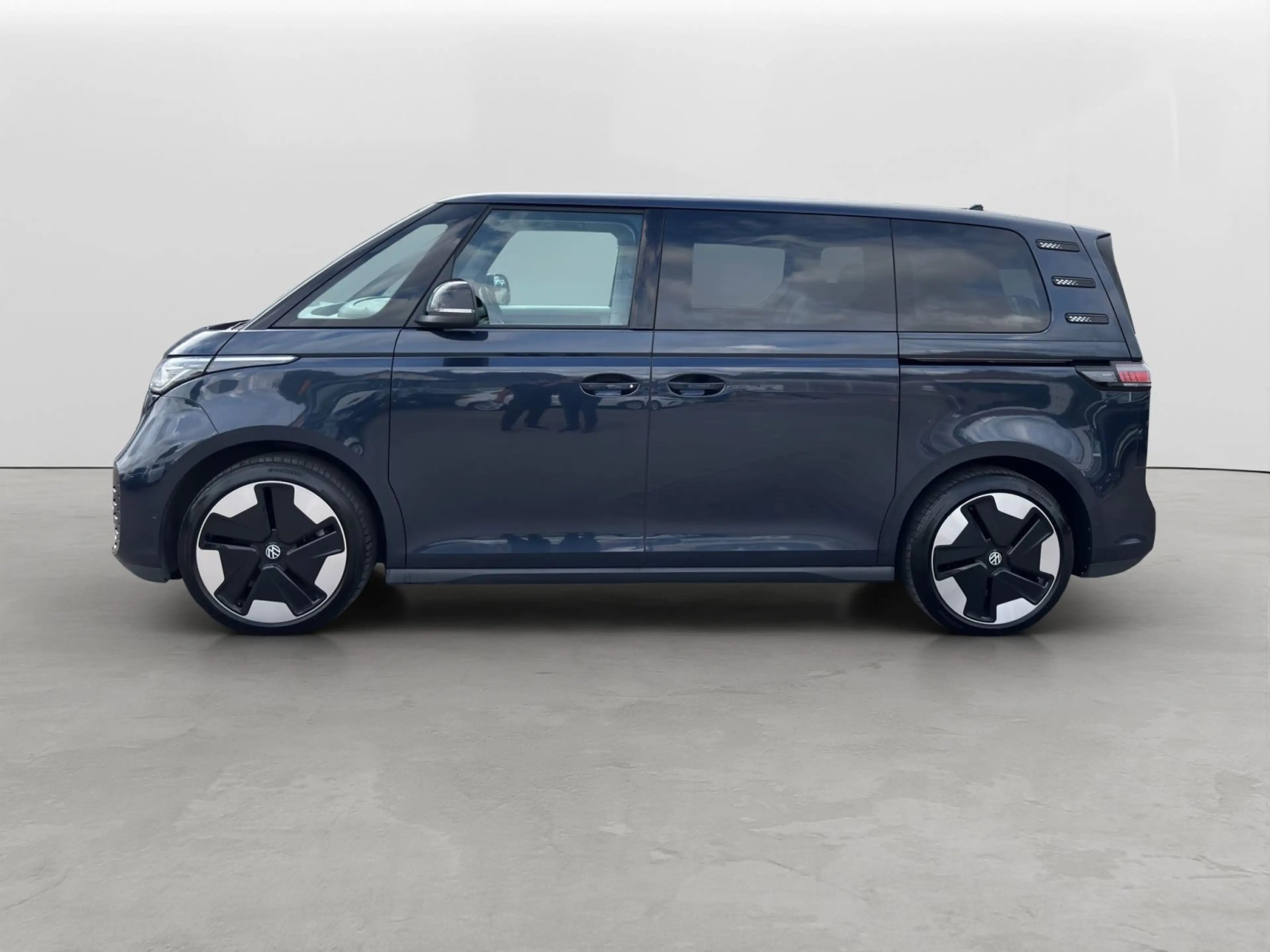 Volkswagen ID. Buzz Pro 150kW/77kWh *IQ-Light*AHK*App-Conne — photo 3