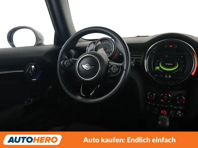 Mini Cooper Cooper view 13