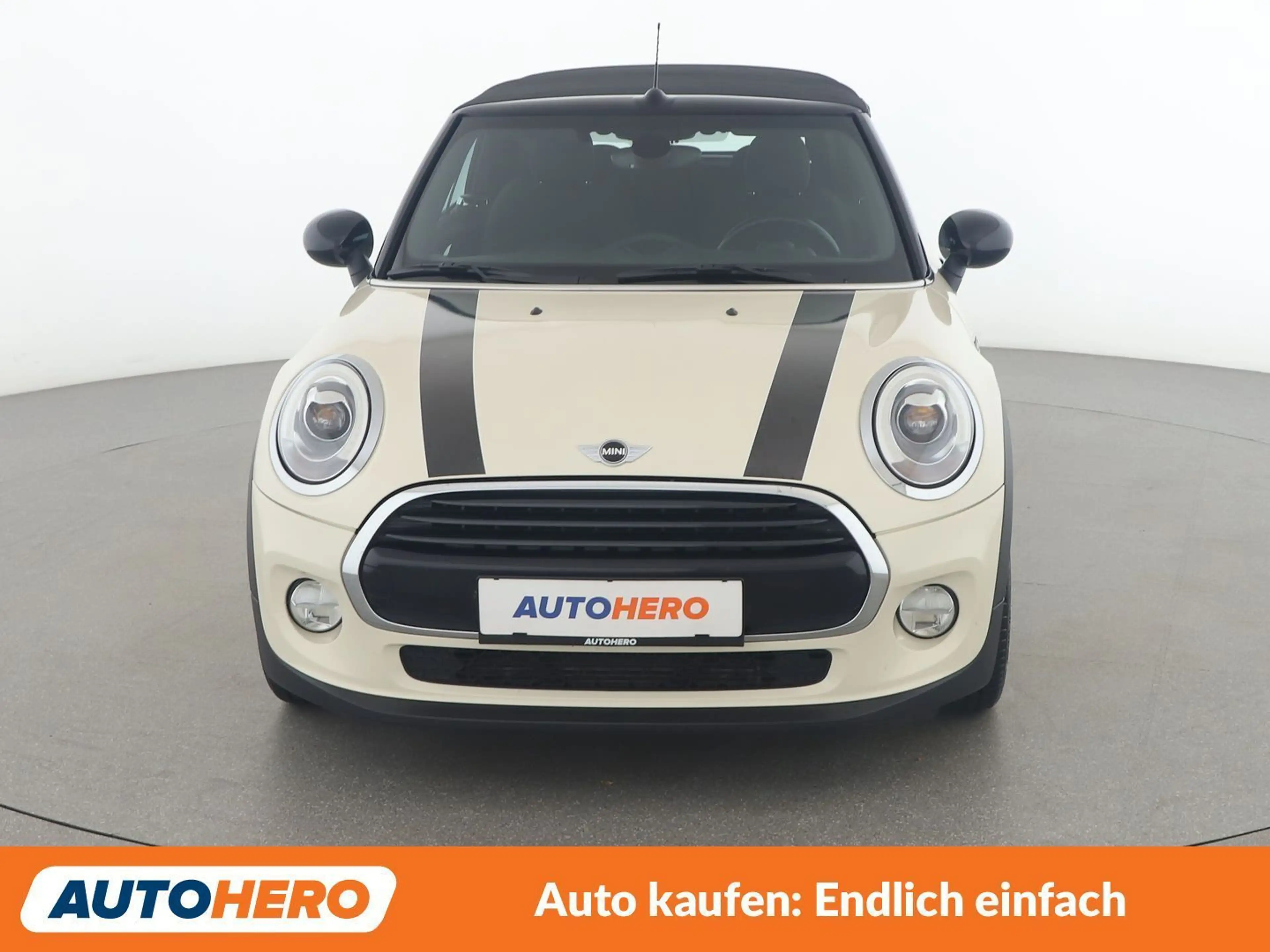 MINI Cooper Cabrio Cooper — photo 9