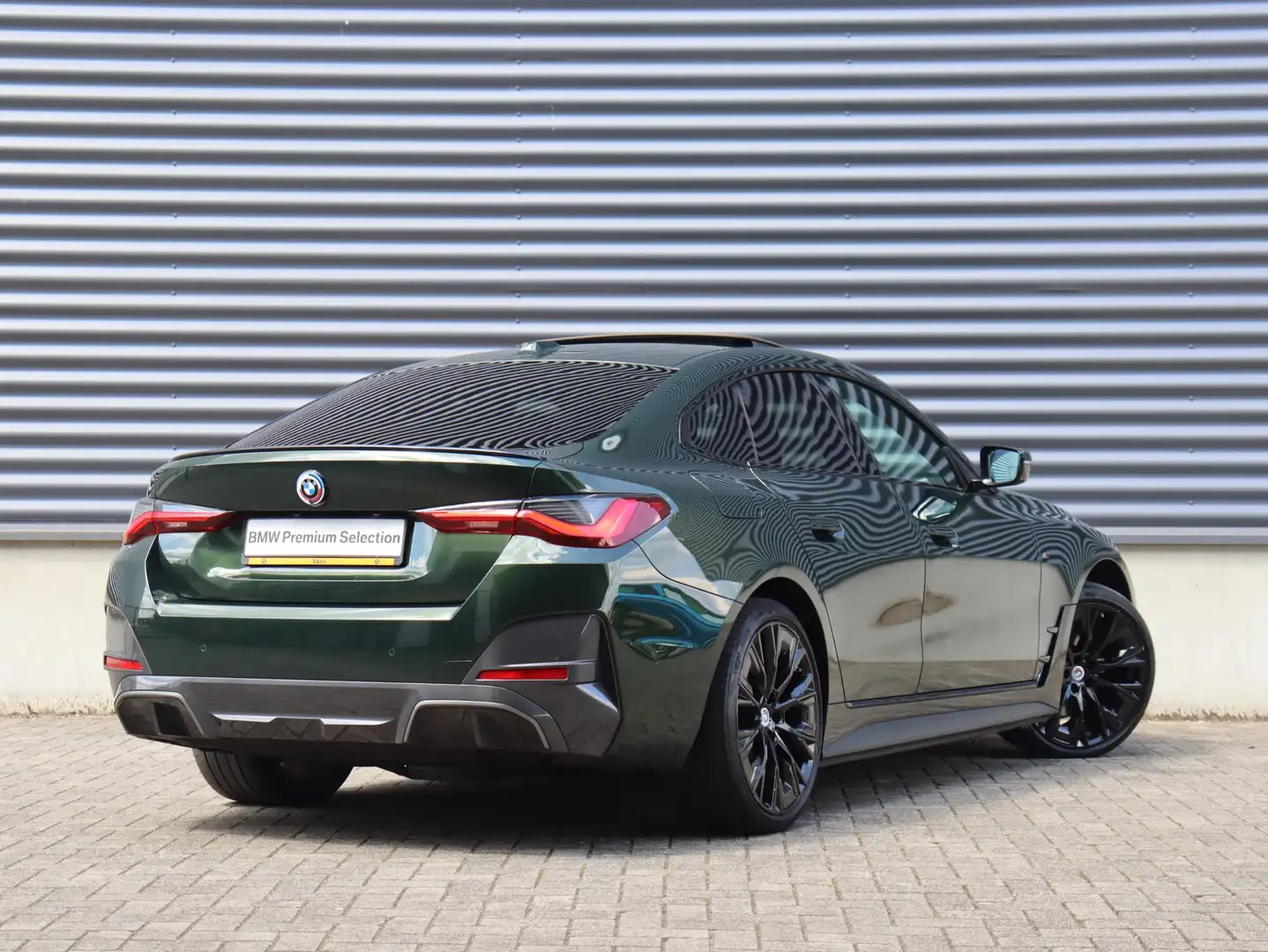BMW i4 eDrive40 | High Executive | M Sportpakket Pro | Pa Vert - 2