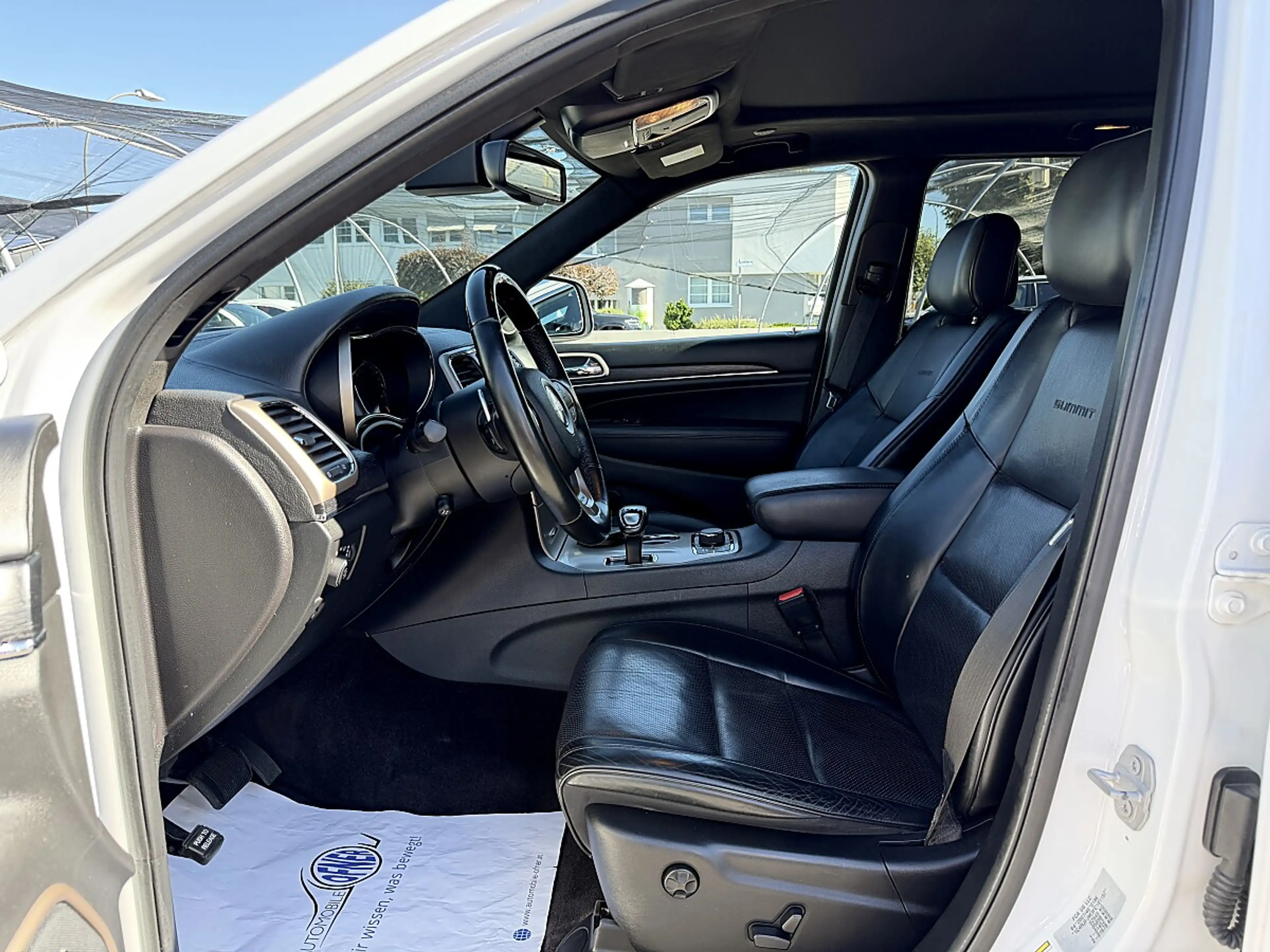 Jeep Grand Cherokee 3.0 CRD Summit AHK Kamera Luft Pano 8xAlu Sitz&... — photo 7