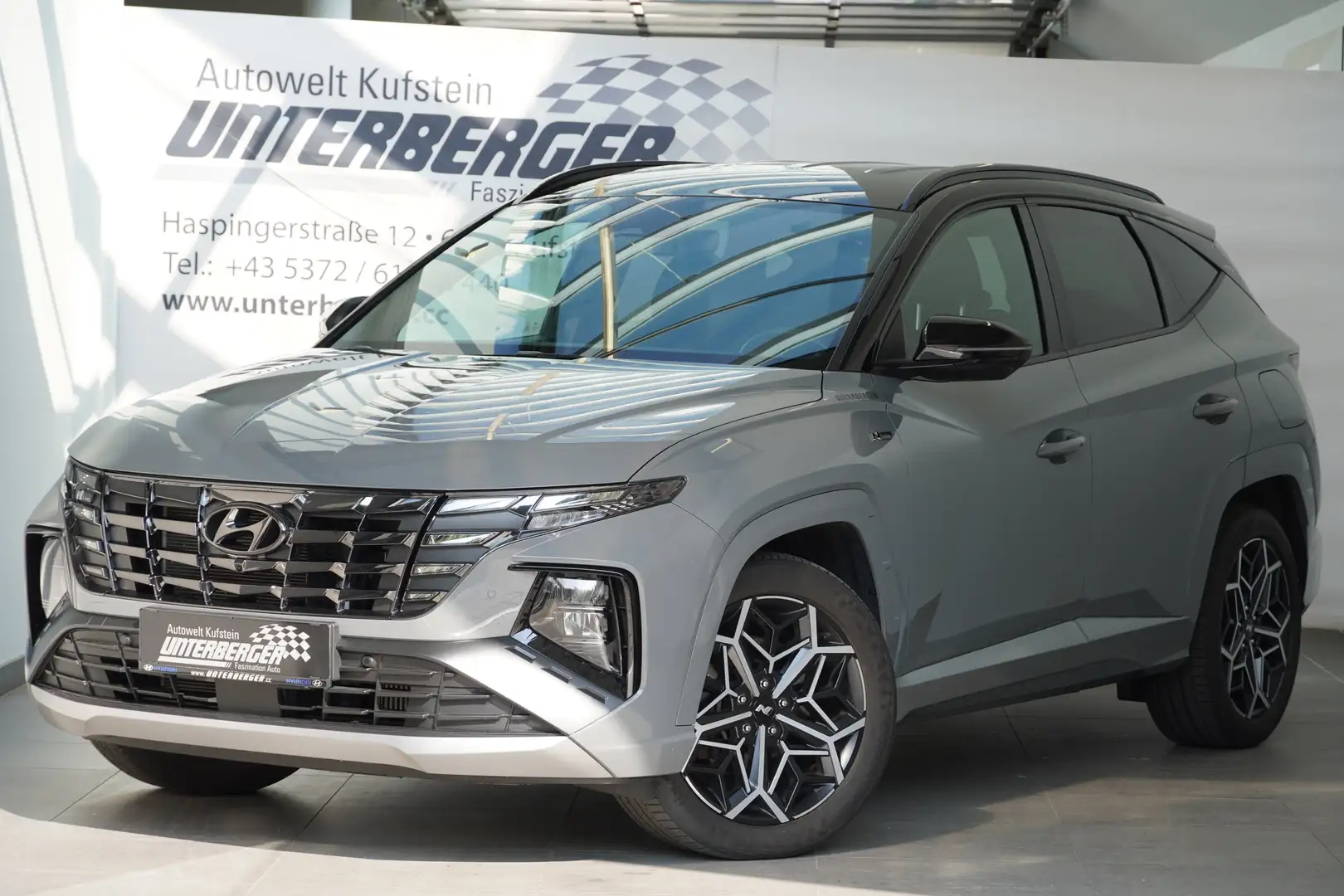 Hyundai TUCSON NX4 N-Line 1,6 CRDi 4WD DCT 48V Schwarz - 1