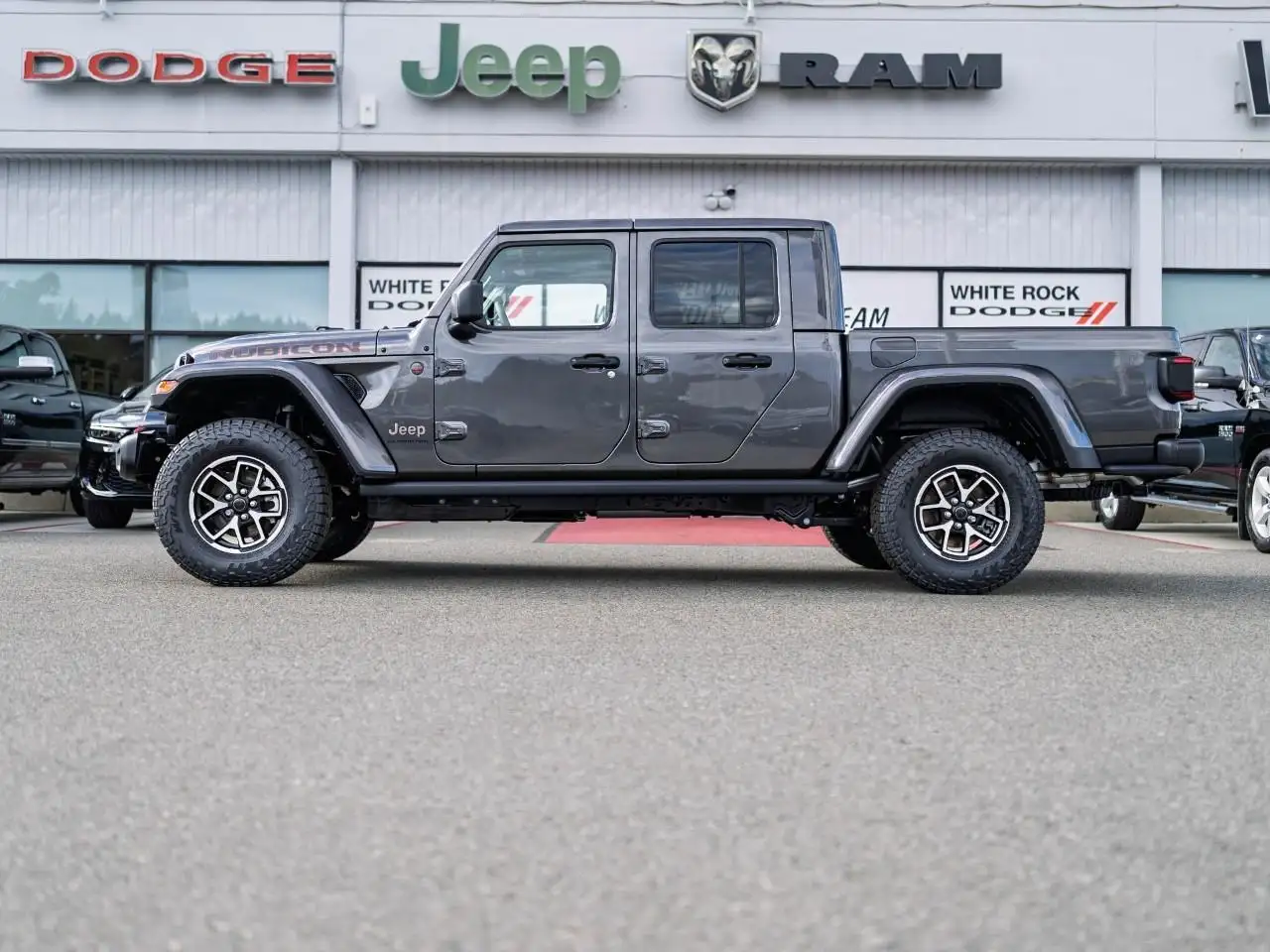 Jeep Gladiator снимка Jeep Gladiator