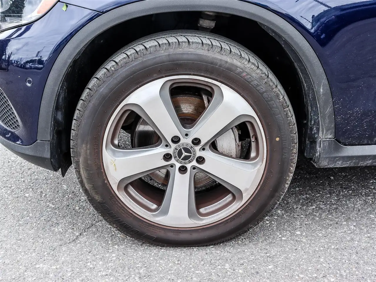 Mercedes-Benz GLC снимка Mercedes-Benz GLC