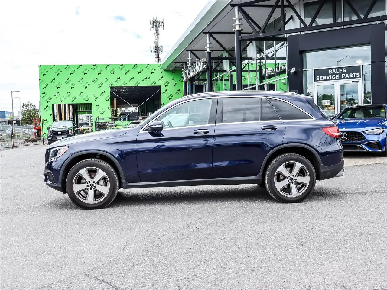 Mercedes-Benz GLC снимка Mercedes-Benz GLC