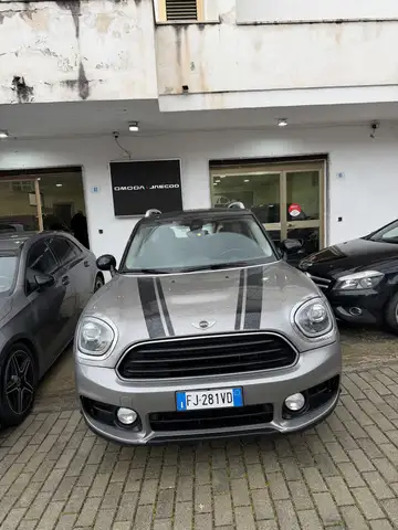 MINI Cooper D Countryman Mini Countryman F60 2017 2.0 Business