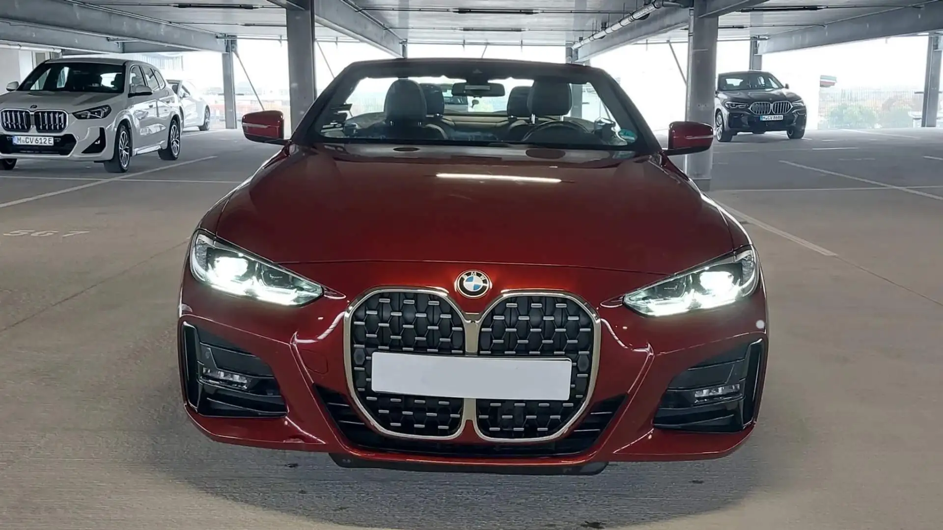 BMW 420 i M Sport NAVI/LED/LEDER/LANE/RFK/VIRTUAL COCKPIT Rot - 2