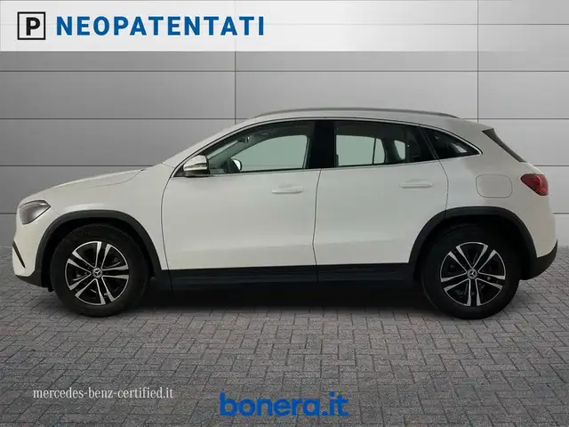Mercedes-Benz Gla view 7