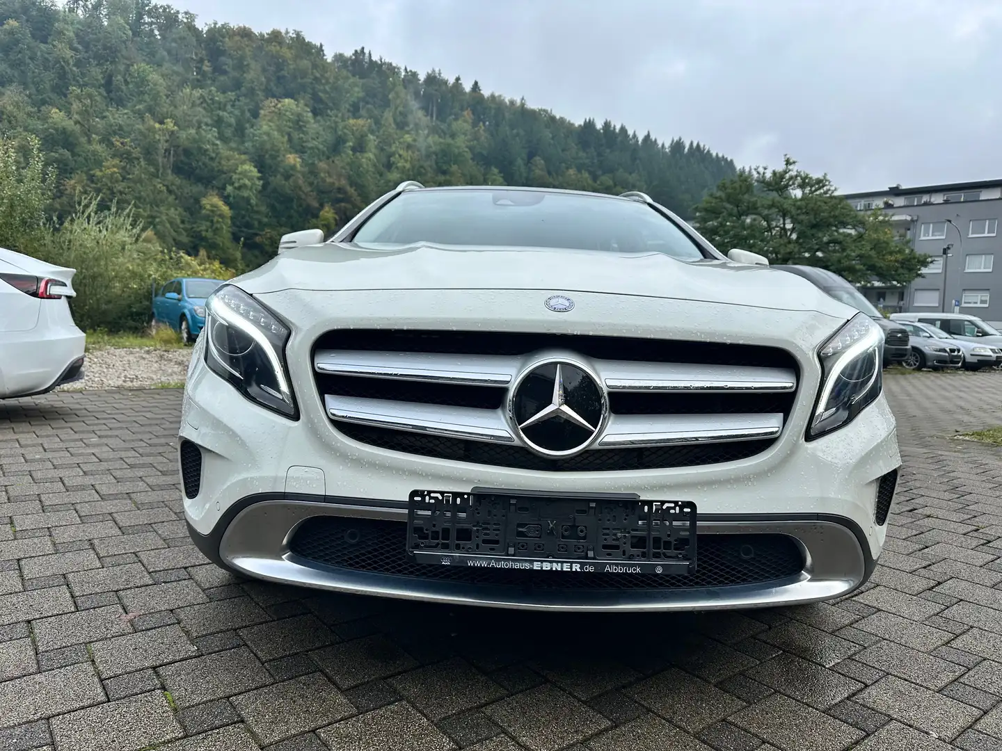 Mercedes-Benz GLA 200 GLA 200 CDI 4Matic Edition *HU NEU*1.Hand* Weiß - 2