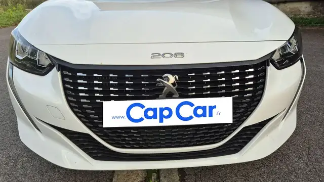 Peugeot 208 view 12