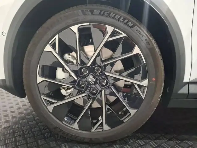 Renault A310 view 5