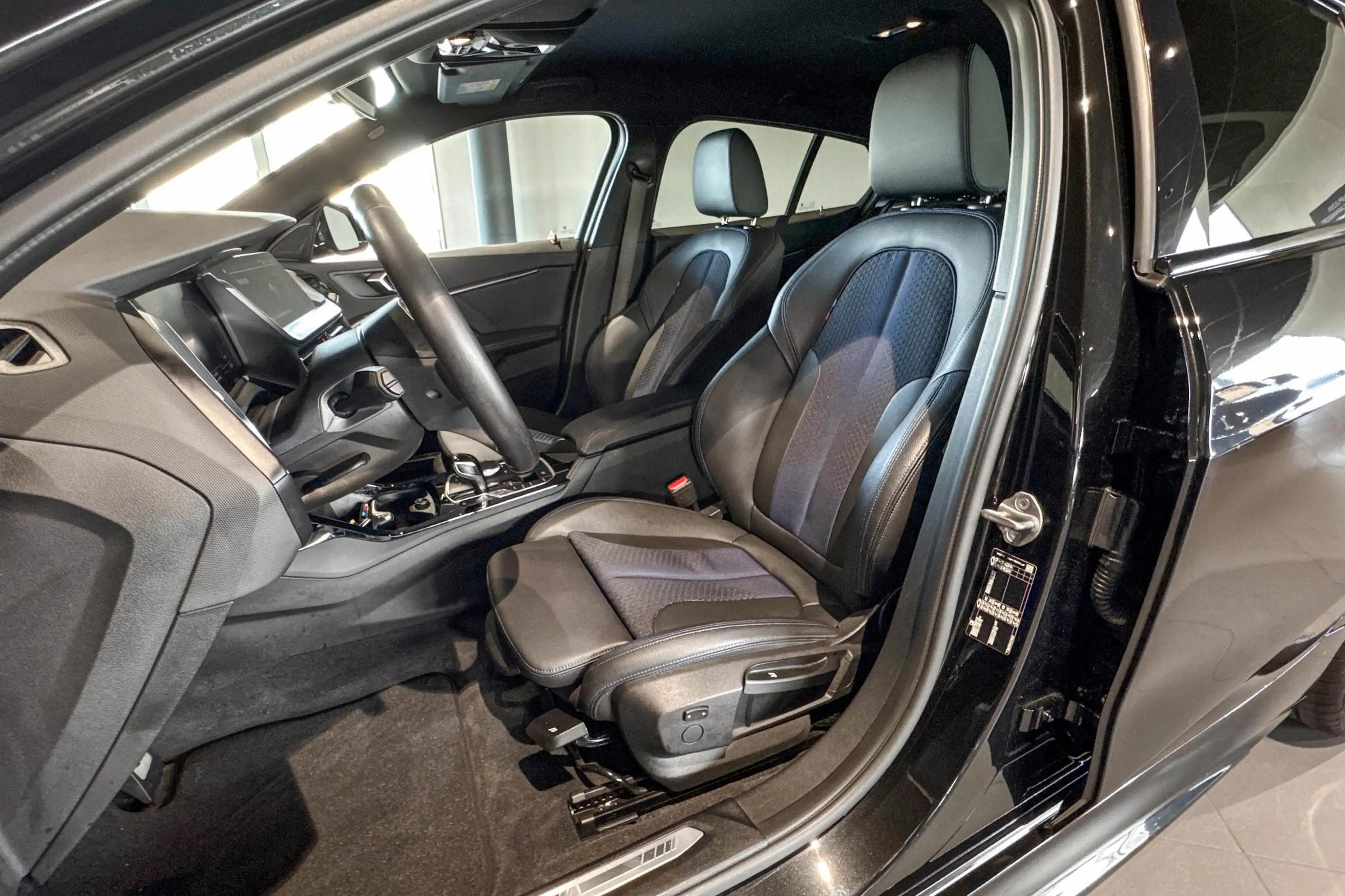 BMW 118 1 Serie 118i Business Edition | M Sport | Carplay — photo 10