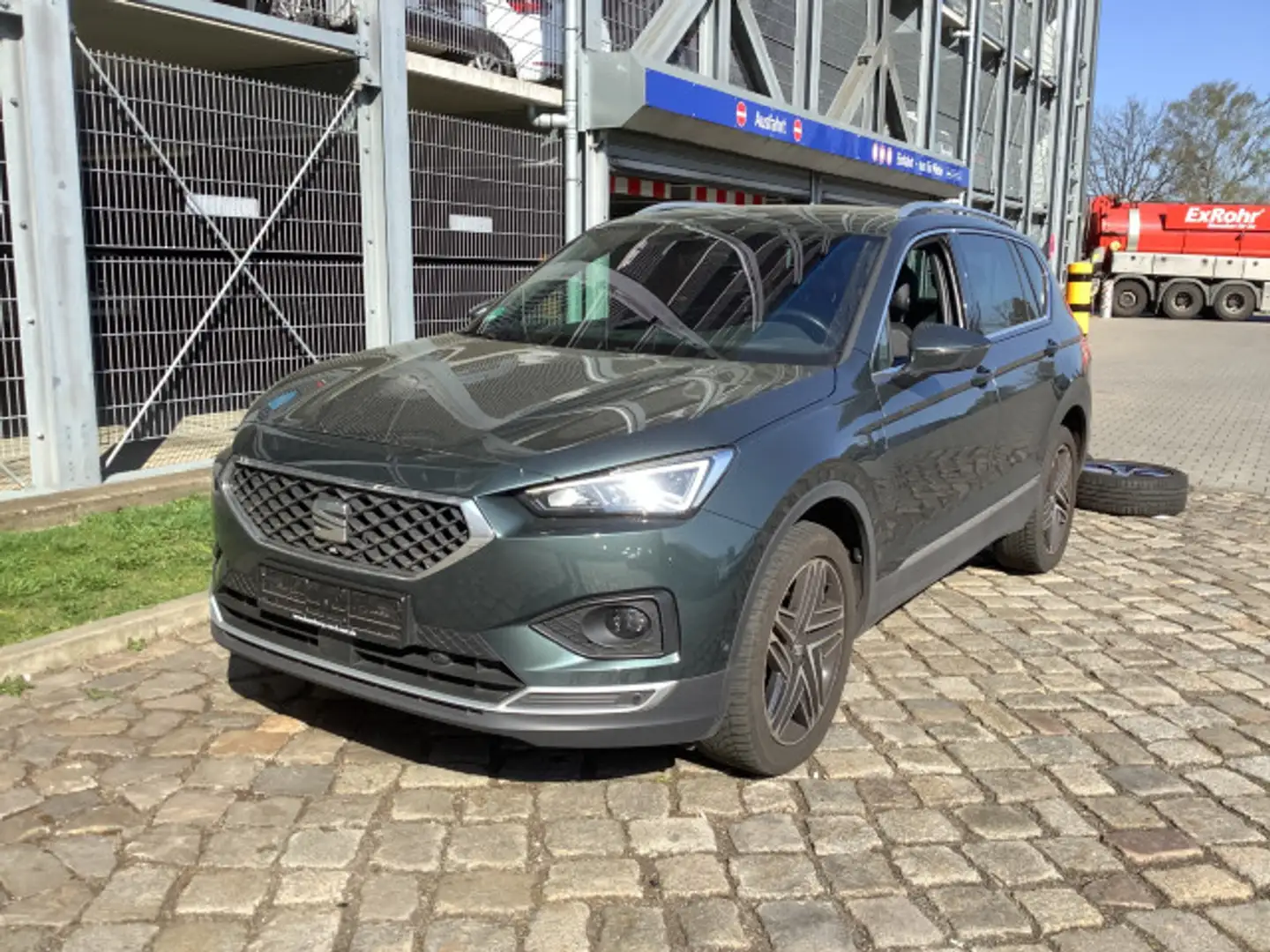 SEAT Tarraco 1.5 TSI ACT DSG Kamera ACC CarPlay beats Grün - 2
